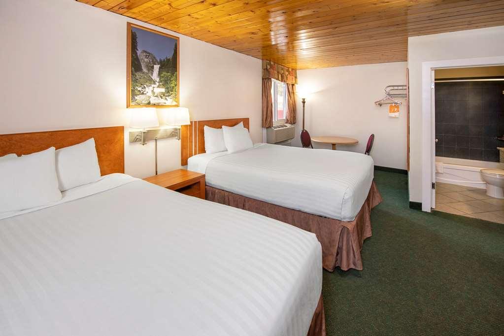 Econo Lodge Inn & Suites Medicine Hat Habitación foto